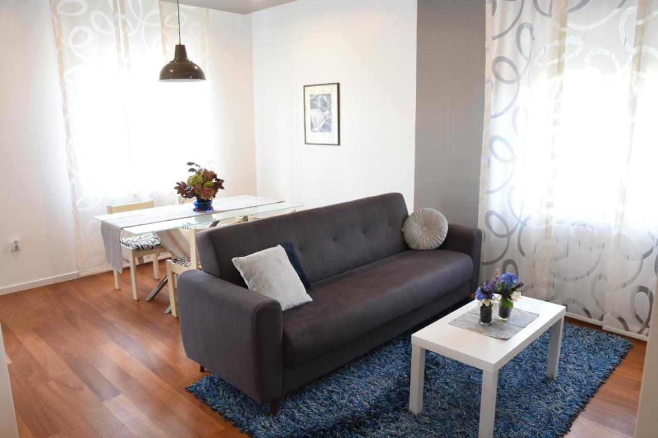Api Apartment Zagabria Esterno foto